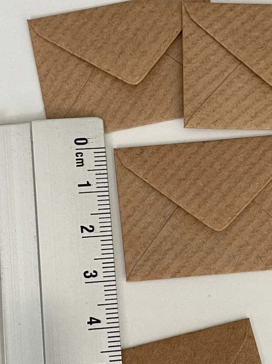 25-szt-miniaturowe-koperty-KRAFT-mini-3x4-3-cm-scrapbooking-lapbook-Material-papier.jpg