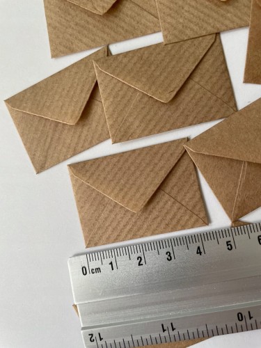 25-szt-miniaturowe-koperty-KRAFT-mini-3x4-3-cm-scrapbooking-lapbook-Liczba-sztuk-25-szt.jpg