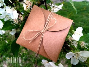 50 szt Eko koperty ekologiczne ze sznurkiem jutowym