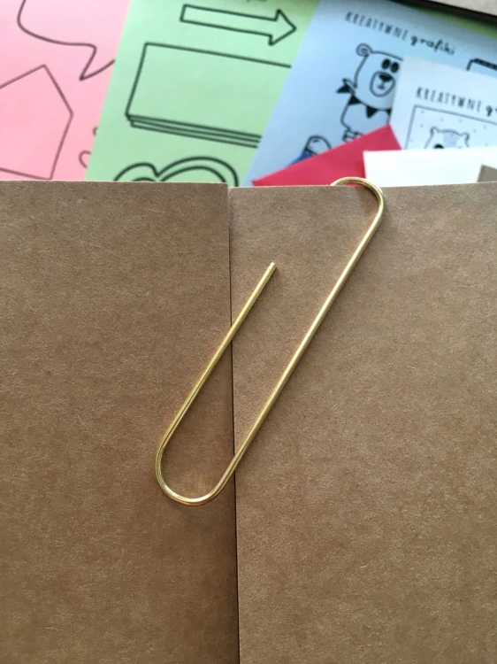 Lapbook-zestaw-2x-teczka-kraft-lapbooka-szkola-A4-Wzor-dzieciecy.jpg